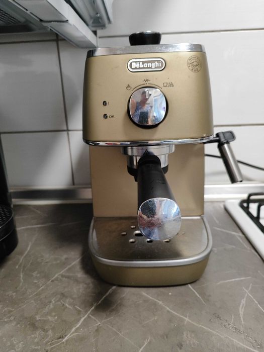 Кавоварка рожкова DELONGHI