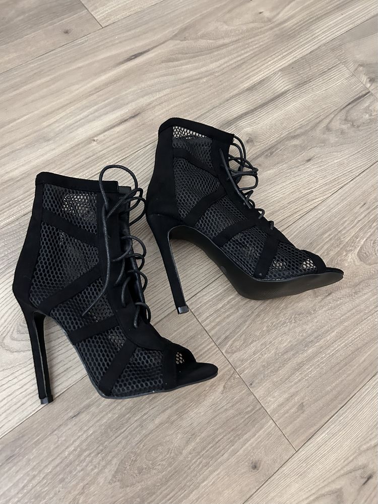 Новая обувь для танцев heels