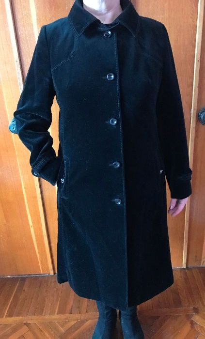 продам женские пальто