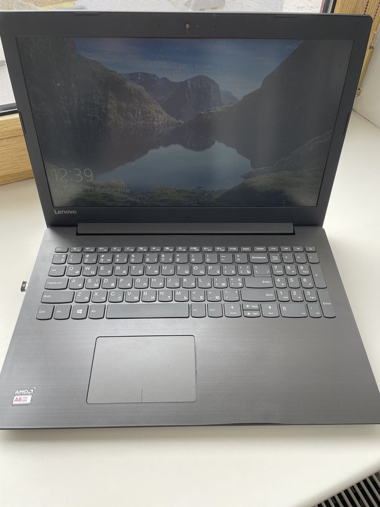 Продається ноутбук Lenovo IdeaPad 320-15AST