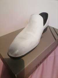 Sapato Branco Dutti