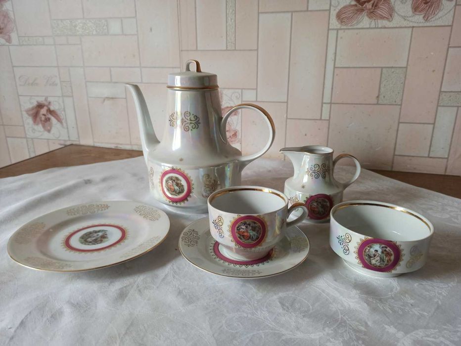 Чайный сервиз немецкий Мадонна