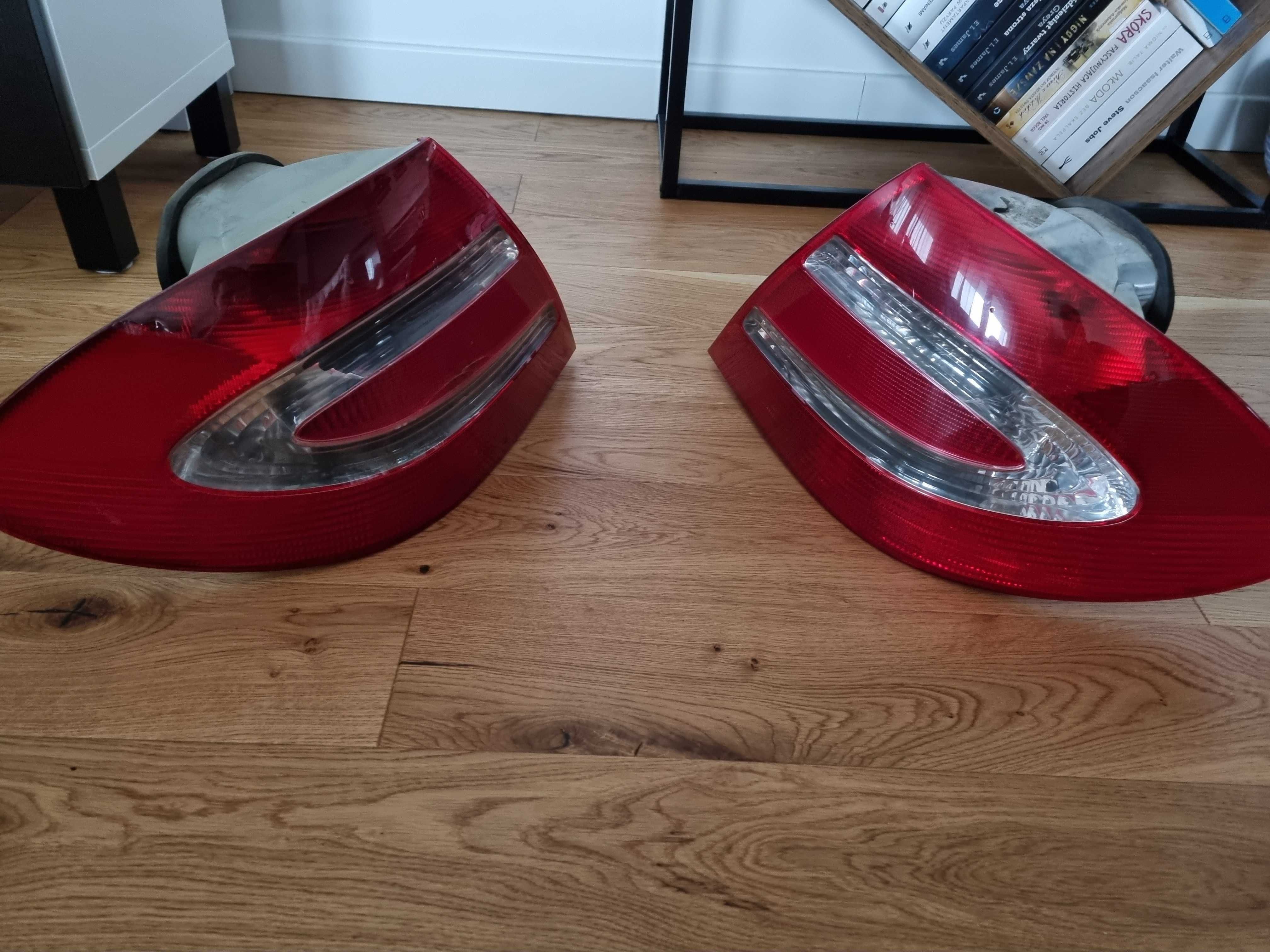 Lampa tylna lewa Mercedes CLK org. Europa