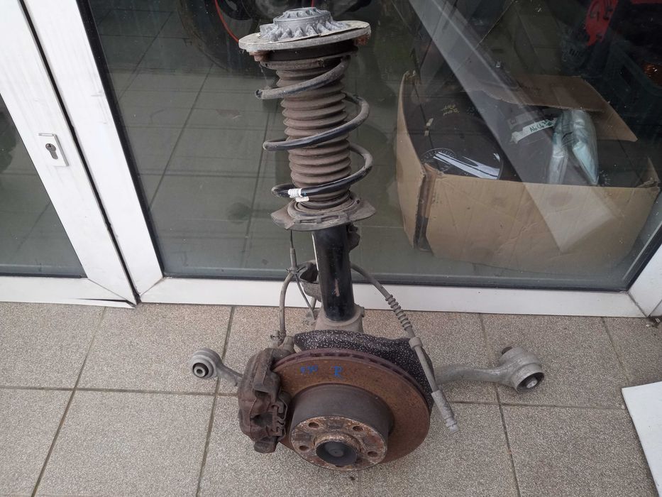 BMW F30 F31 Zawieszenie Noga Gira Wahacze Piasta Komplet Prawy Przód