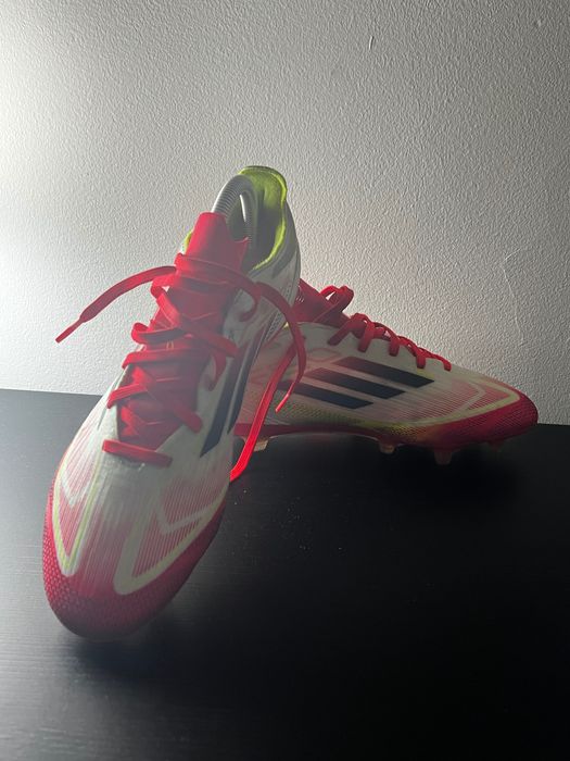 Chuteiras Adidas F50 FG