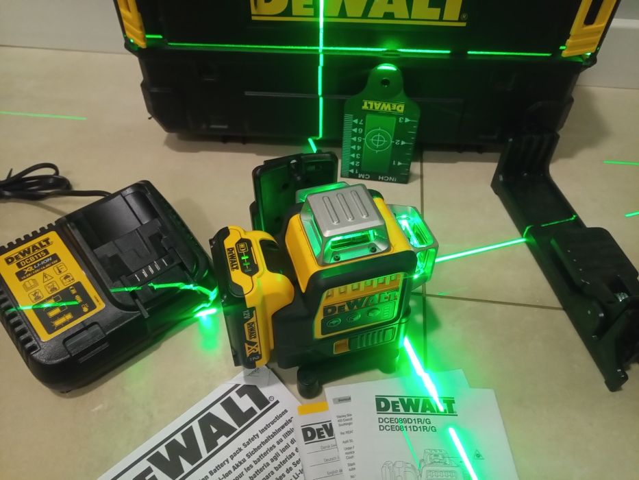 Laser DeWalt DCE 089G, 2025r ,zielony, zestaw