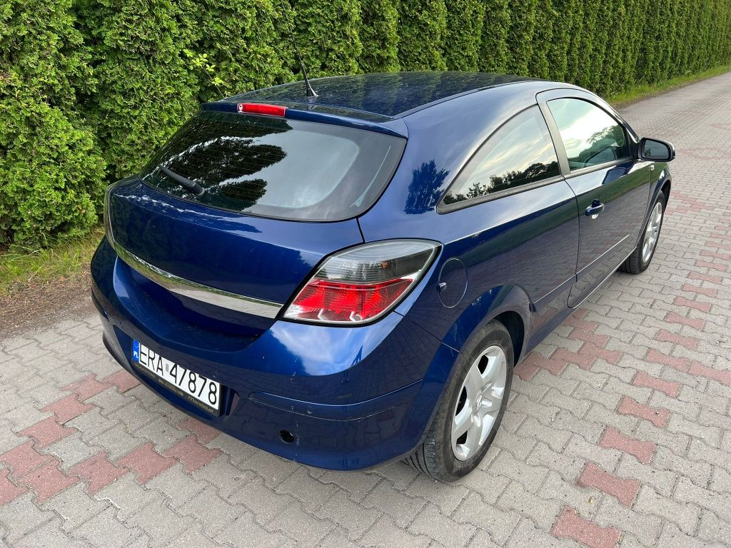 Opel Astra GTC 1.4-90KM 2008Rok Zarejestrowane