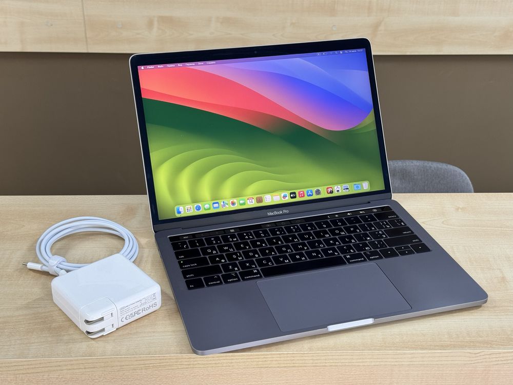 Macbook Pro i5 16/512 Gb Space Gray Touch Bar Model A1989 2018 год