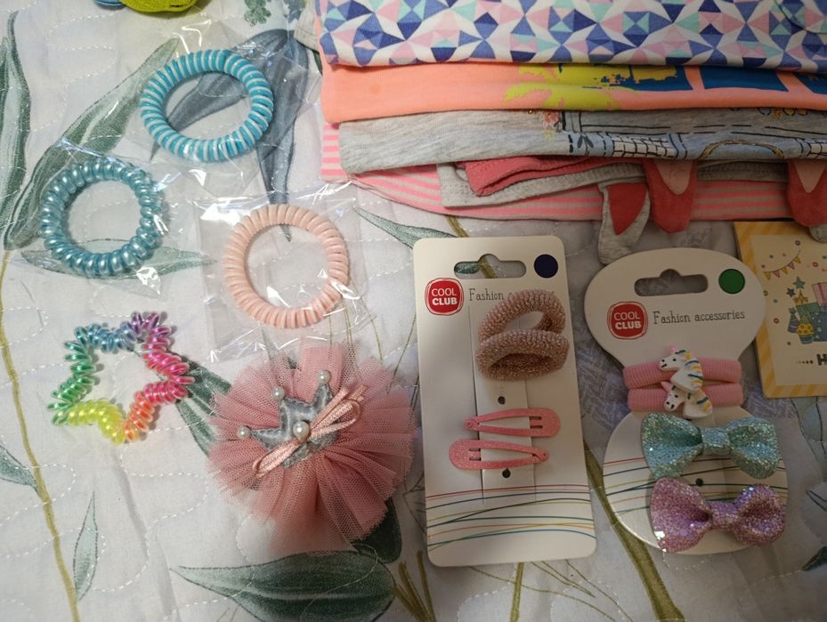 Аксесуари для волосся / Різні заколки, гумки, обруч