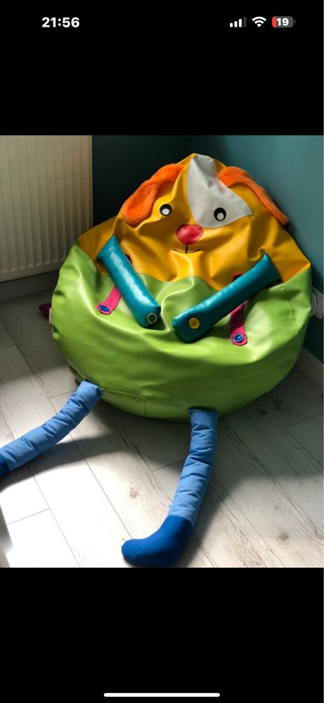 Sensoryczna pufa Piesek, siedzisko dla dzieci Bambino