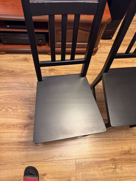 krzesła Ikea Stefan brązowoczarny 4 sztuki plus dwie poduszki