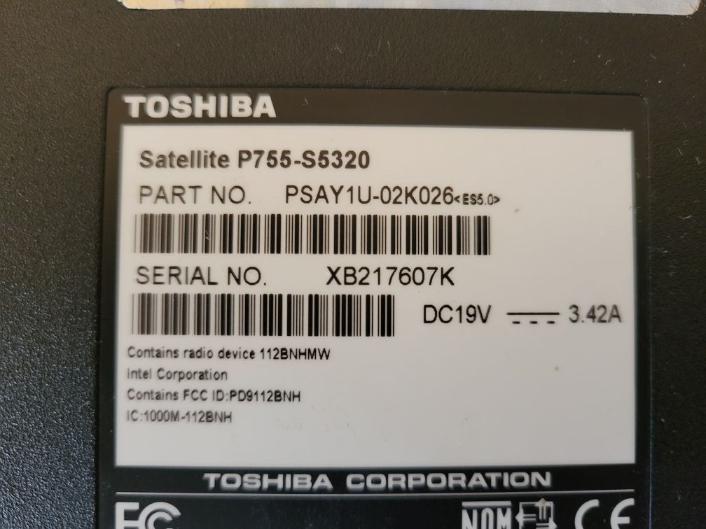 Ноутбук Toshiba L755-S5320 дефект