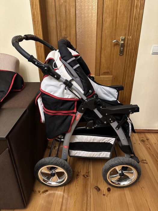 Коляска прогулянкова +люлька + дощовик+ сітка