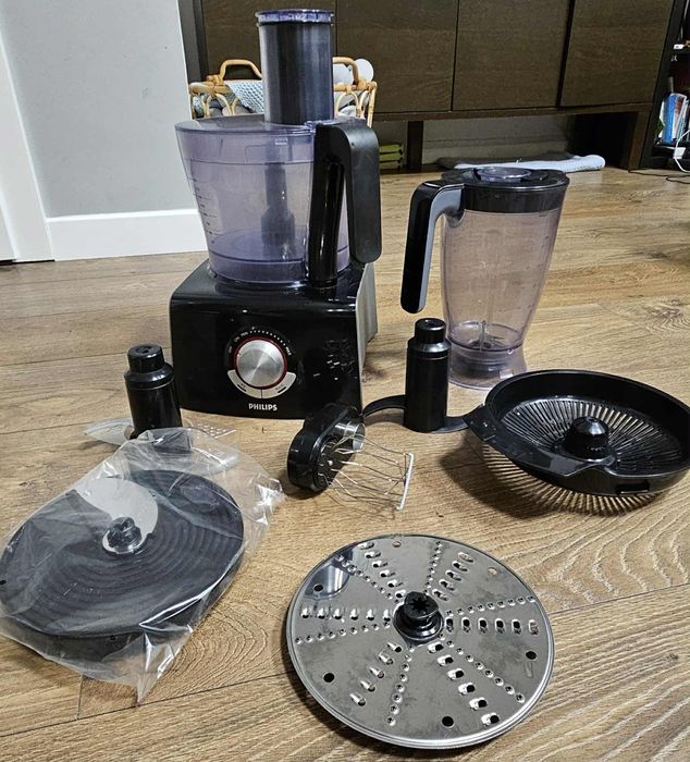 Robót kuchenny Philips Pure Essentials Collection HR7774/9