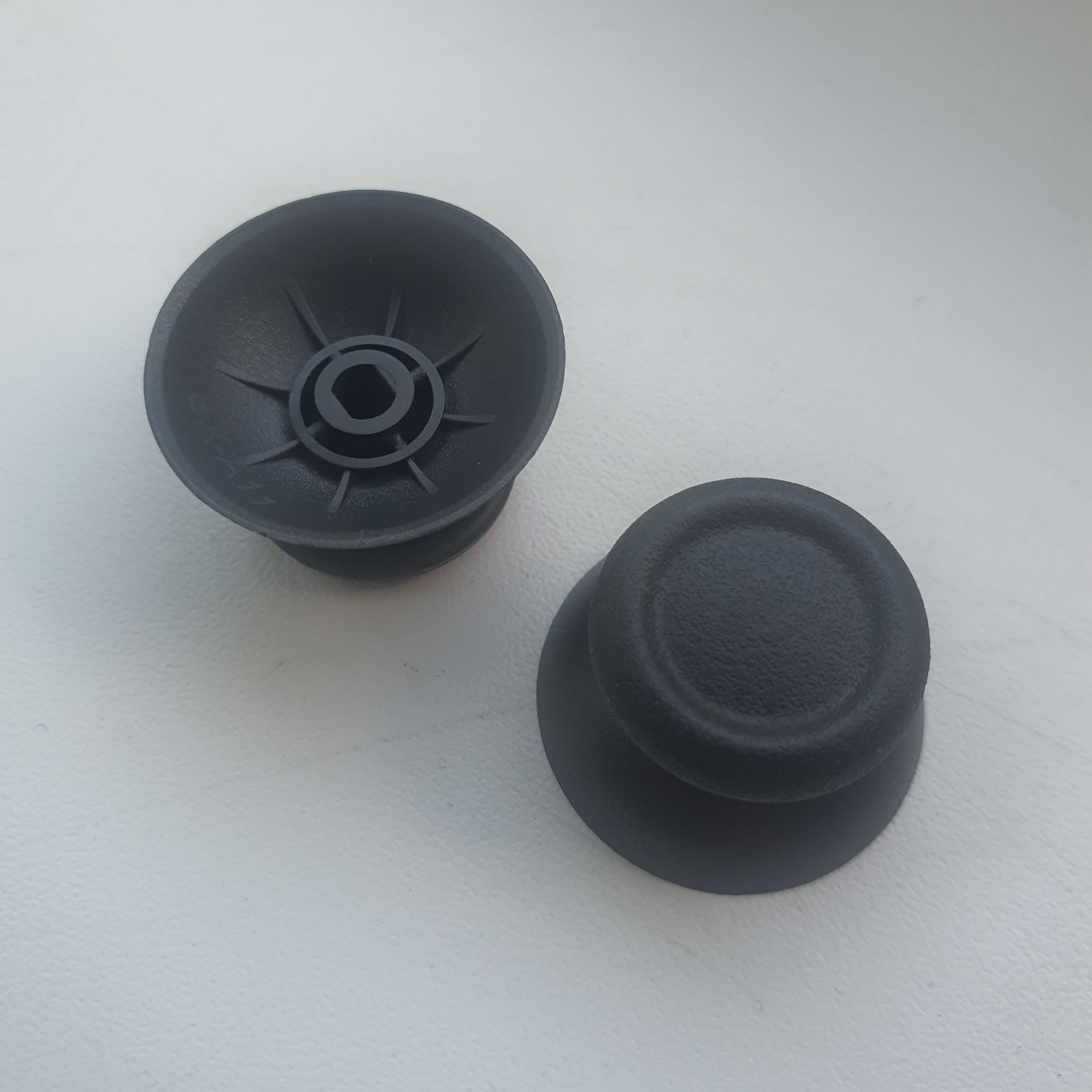 Analog grzybek PS4 Dualshock 4 szary lub czarny