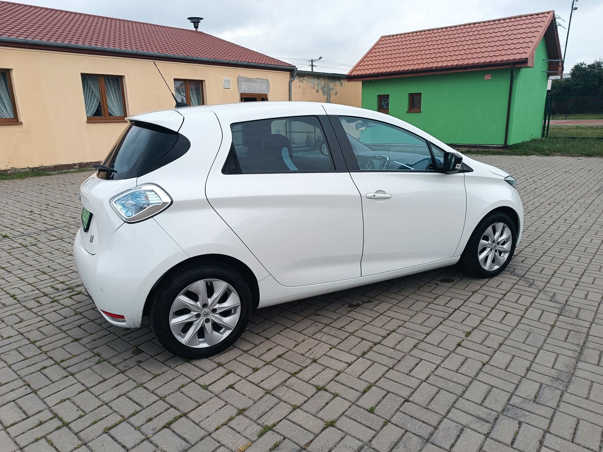Renault Zoe z Niemiec, zarejestrowany stan bardzo dobry