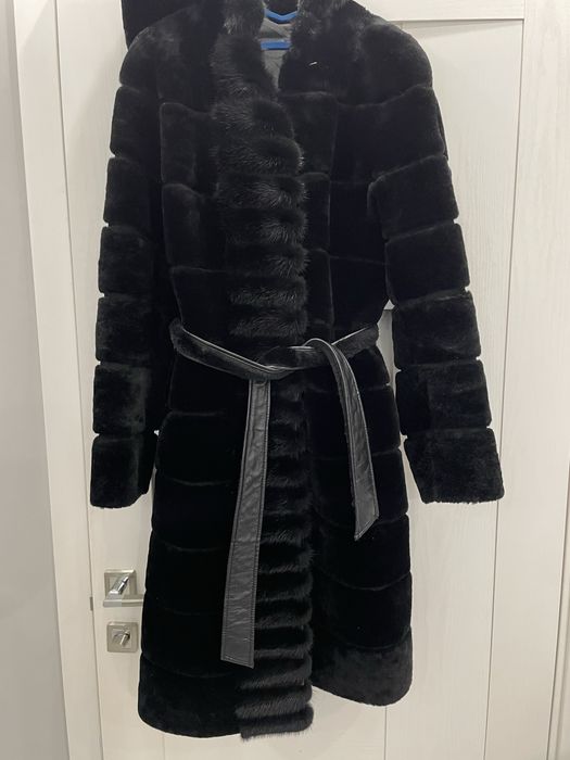 Шуба мутонова жіноча 48 р