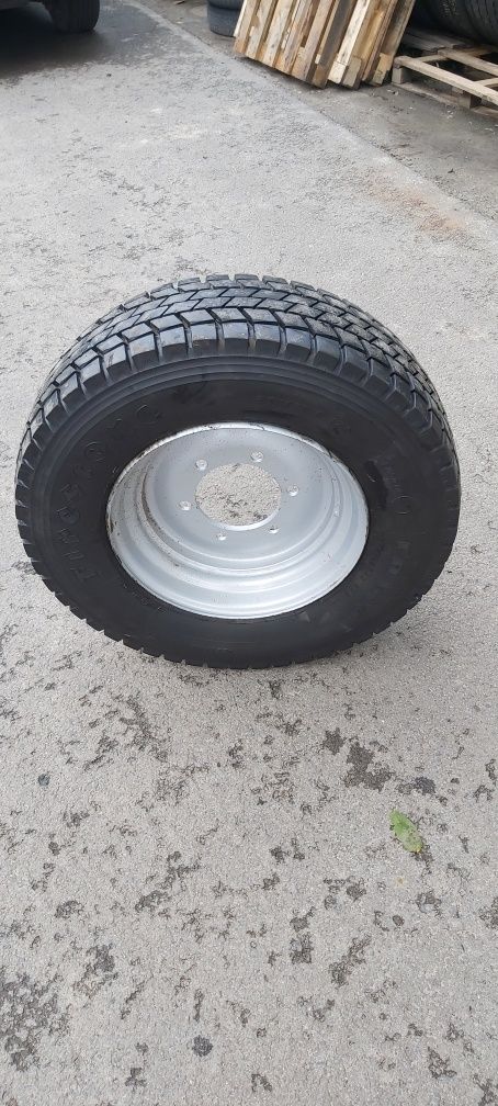 Sprzedam koła kpl do przyczepy 4t 245/70R17.5 Cena brutto