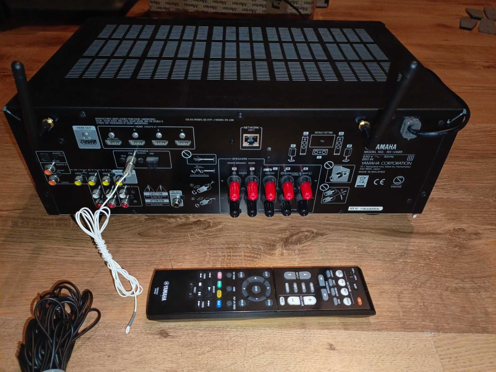 Sprzedam amplitumer kina domowego Yamaha rx-v485.