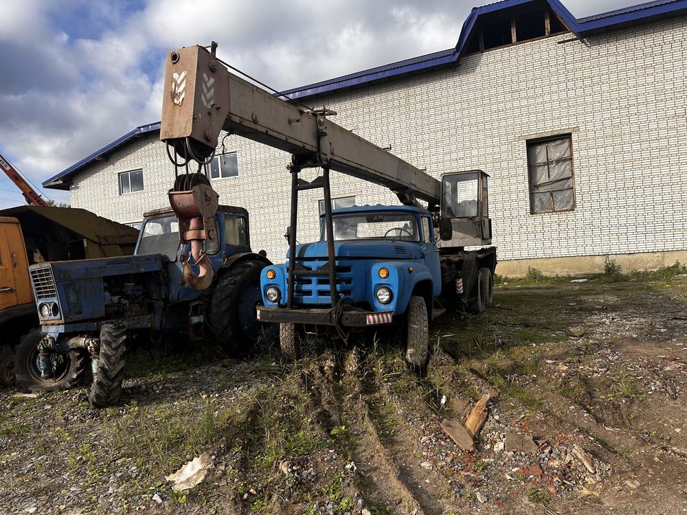 Продається автокран 10т  зіл гя справний