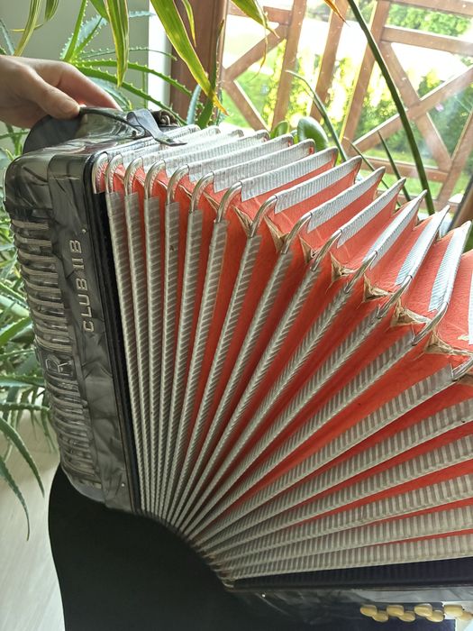 Akordeon guzikowy Hohner Club II B