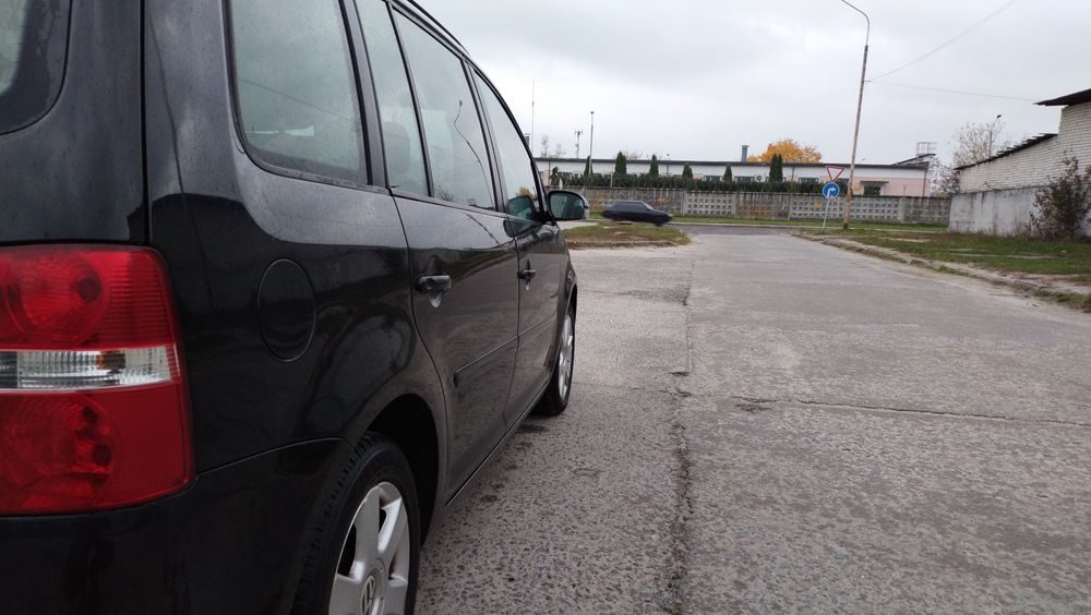 Volkswagen Touran 1.6 mpi