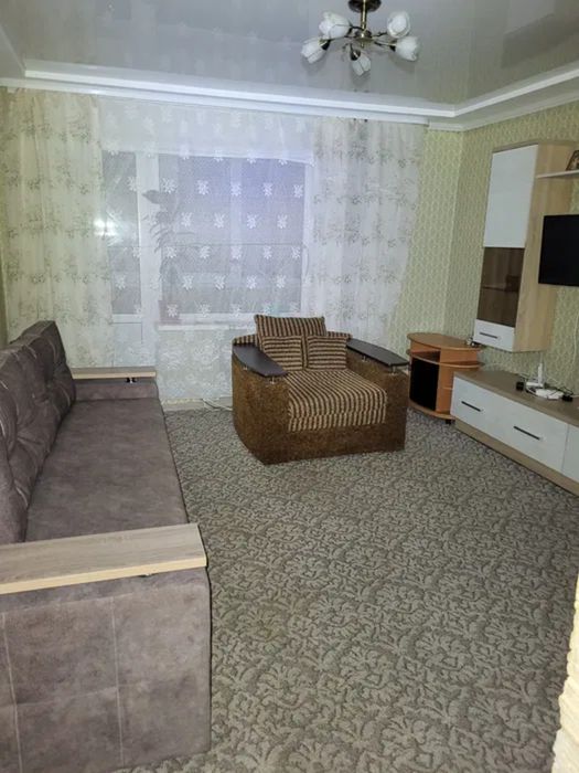 Продається квартира у м. Кропивницький з меблями та технікою.