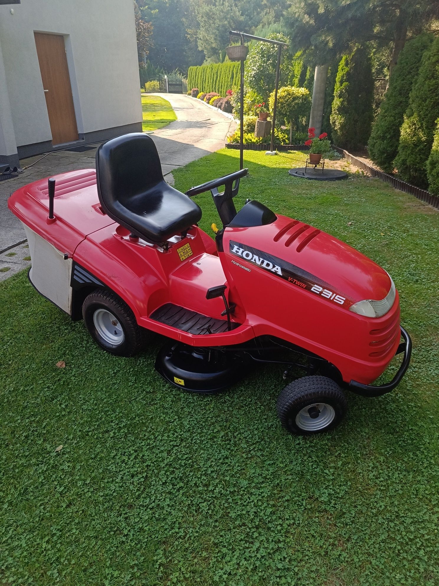 Kosiarka traktorek honda 2315