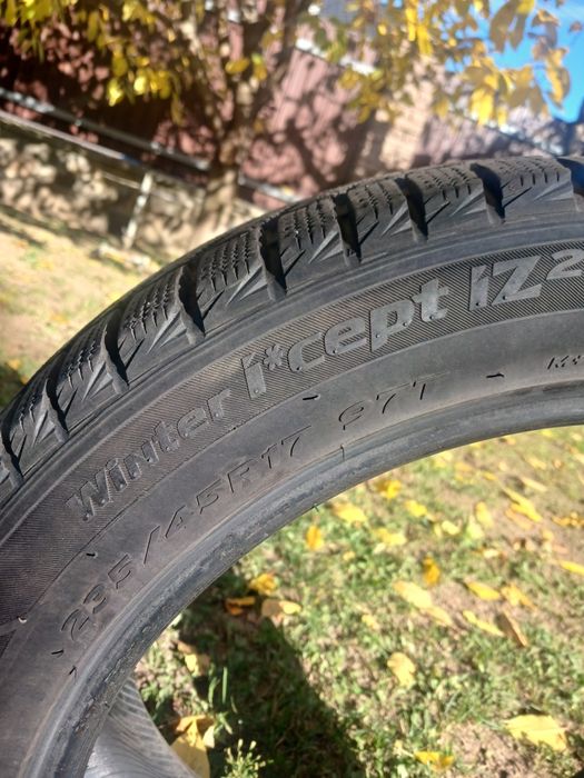 Зимова гума Hankook r17 в чудовому стані