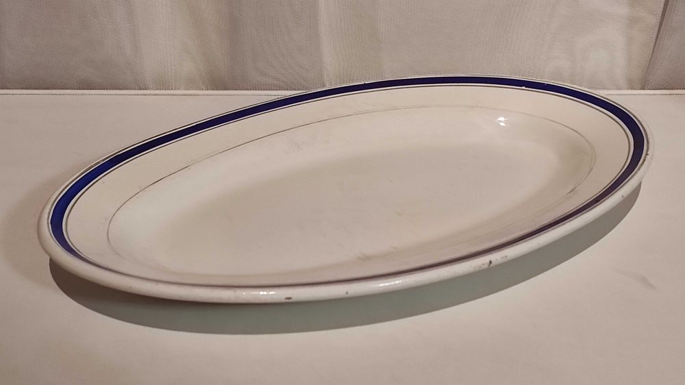 Фаянсове блюдо(тарілка) Раднаргосп Харків СССР БУДИ клеймо 50-тих р.