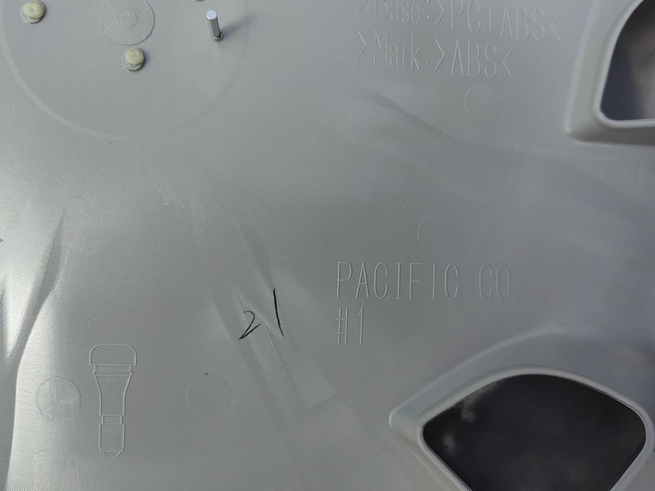 Kołpaki Toyota 15" Org NOWE 42602.74010 Corolla Auris Yaris Aygo Verso