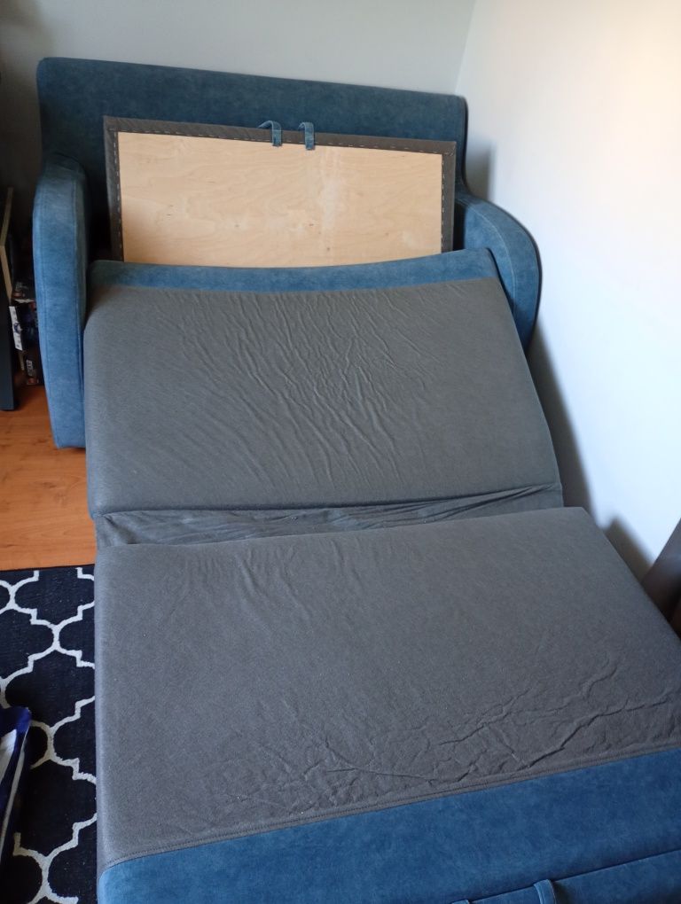 Sofa dwuosobowa rozkładana