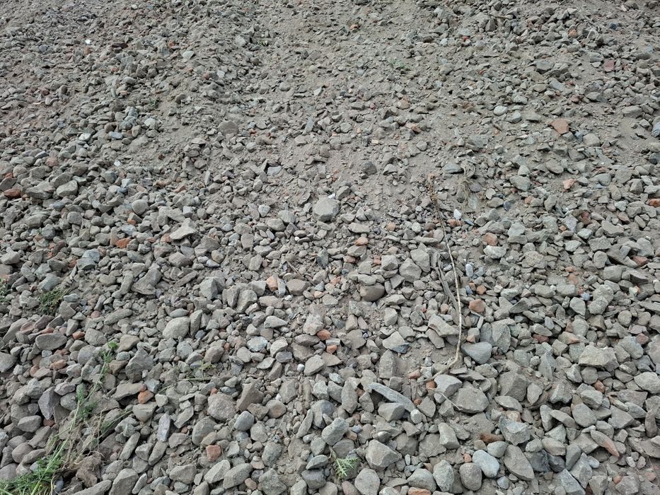 Kruszywo betonowo kamienne około 1000 ton cena 45