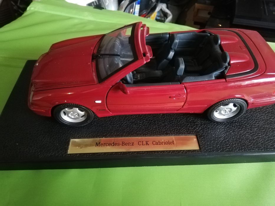 Model 1:18 Mercedes CLK Cabriolet, PT Cruiser, modele drewniane.