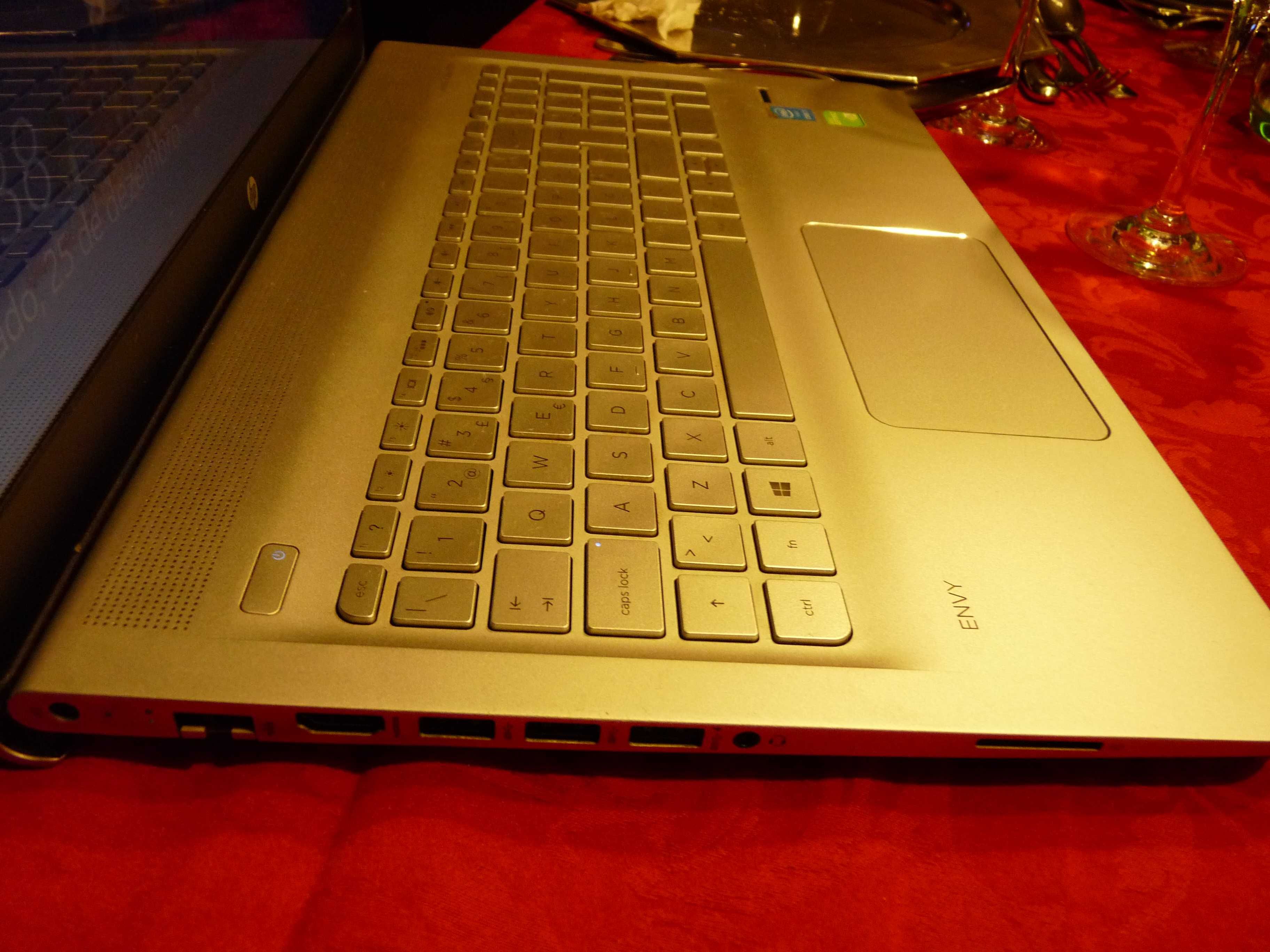 PC HP Envy 15 i7 4GB Ram SSD