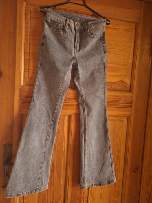 Dżinsy szeroka nogawka