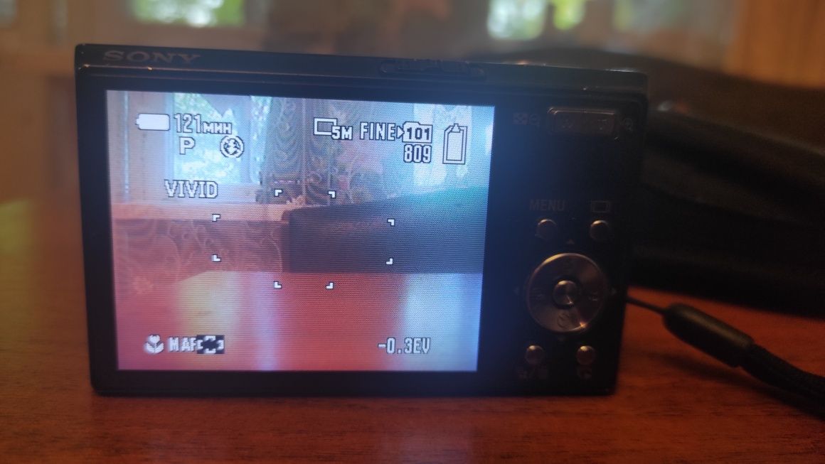 Имиджевых цифровой фотоаппарат sony cyber shot dsc-t30