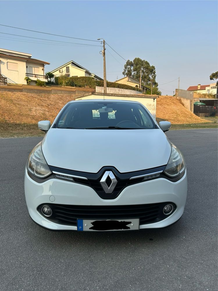 Renault Clio IV 1.5 dCi 90cv • 2014 • 150.000 km