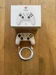 Kontroler Stadia Biały Bluetooth stan BDB z kablem i pudełkiem PAD