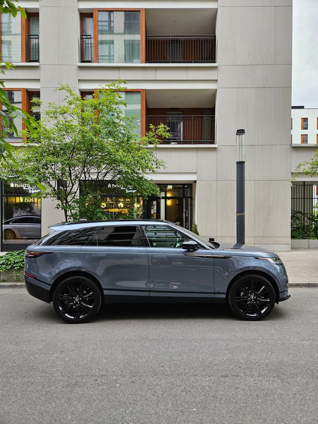 Land Rover Range Rover Velar Land Rover Range Rover Velar 2.0 R-Dynamic SE