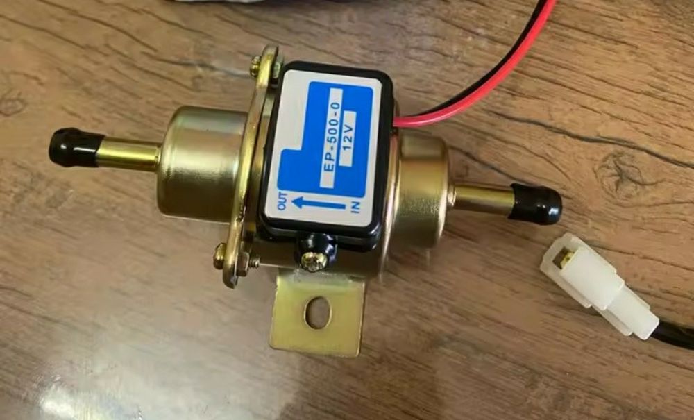 Pompką do paliwa 12V Nowa