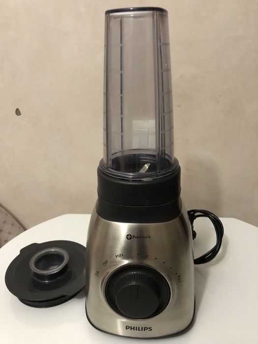 Блендер PHILIPS HR3556 бу