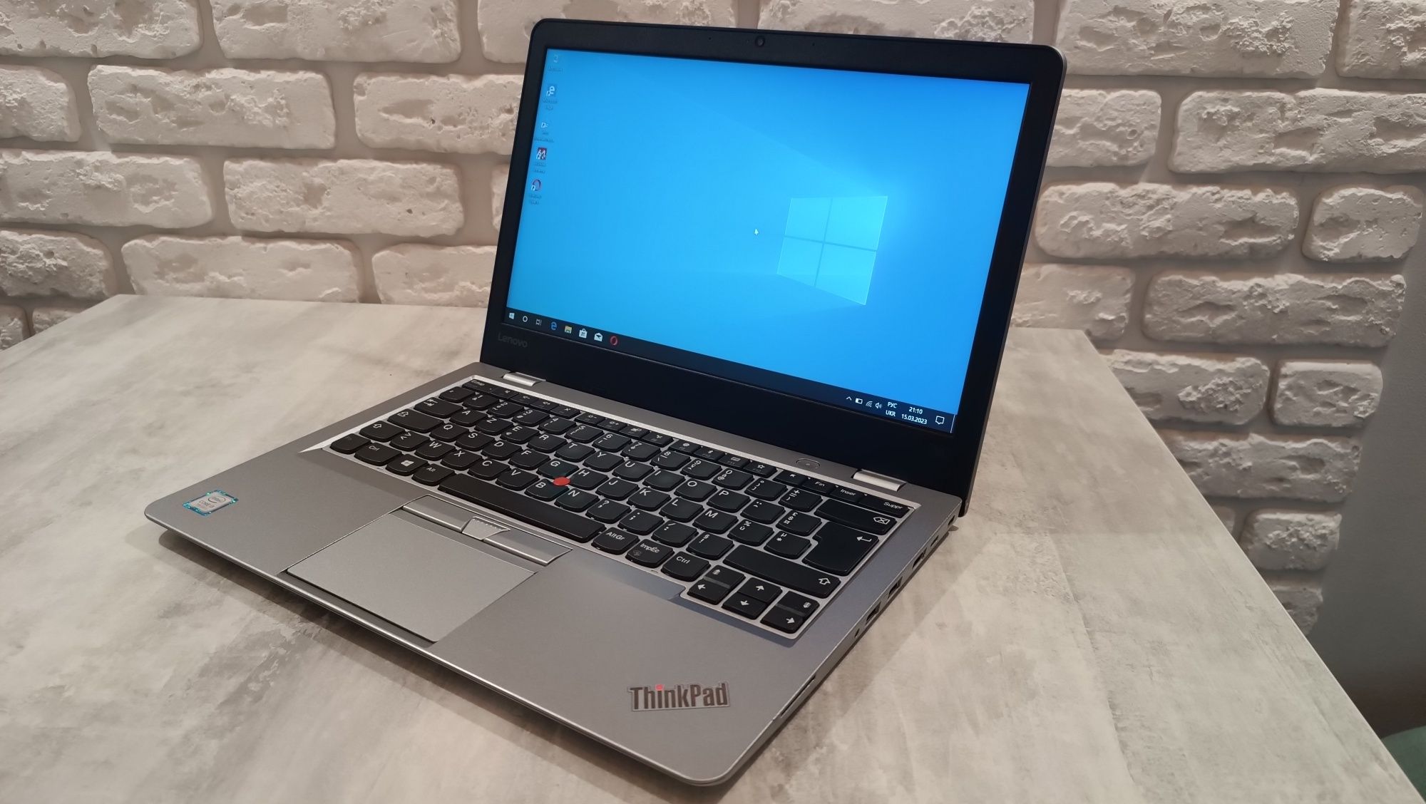 Ноутбук Lenovo 13 G2 i3 7100U 2.4GHz, RAM DDR4 8Gb, SSD M.2 256Gb