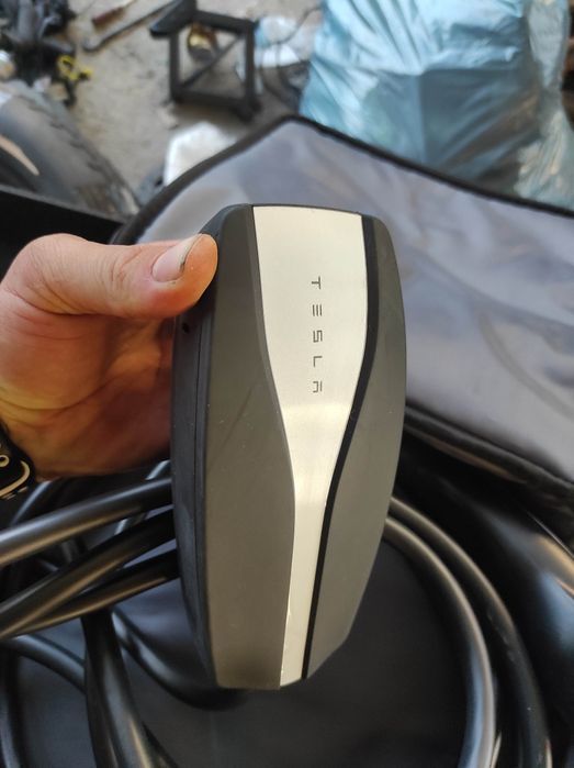 Зарядка Tesla ,оригінал,Нова