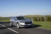 Skoda Superb 2.0 TDI SC DSG