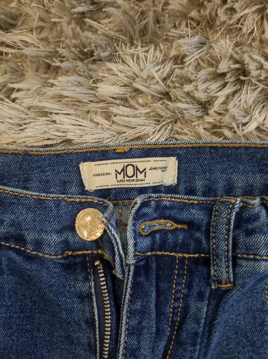 Джинсы для девочек MOM