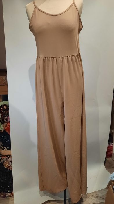 Emary Rose Kombinezon damski rozmiar XL
 Kombinezon damski 
Rozmiar XL