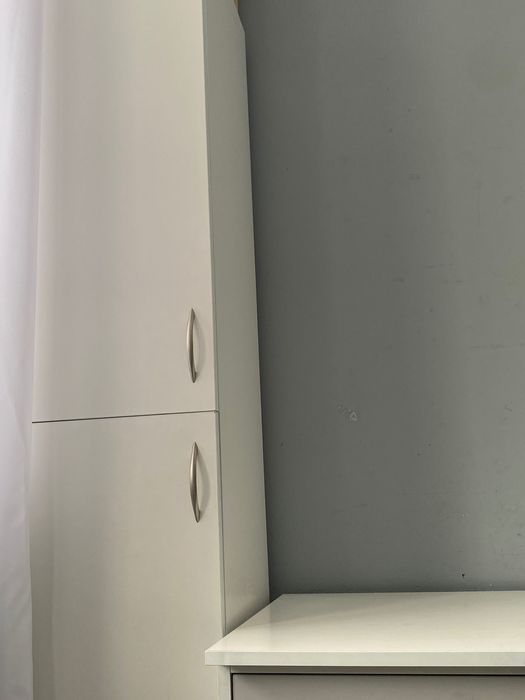 Sprzedam meble ( biurko + dwa regały )