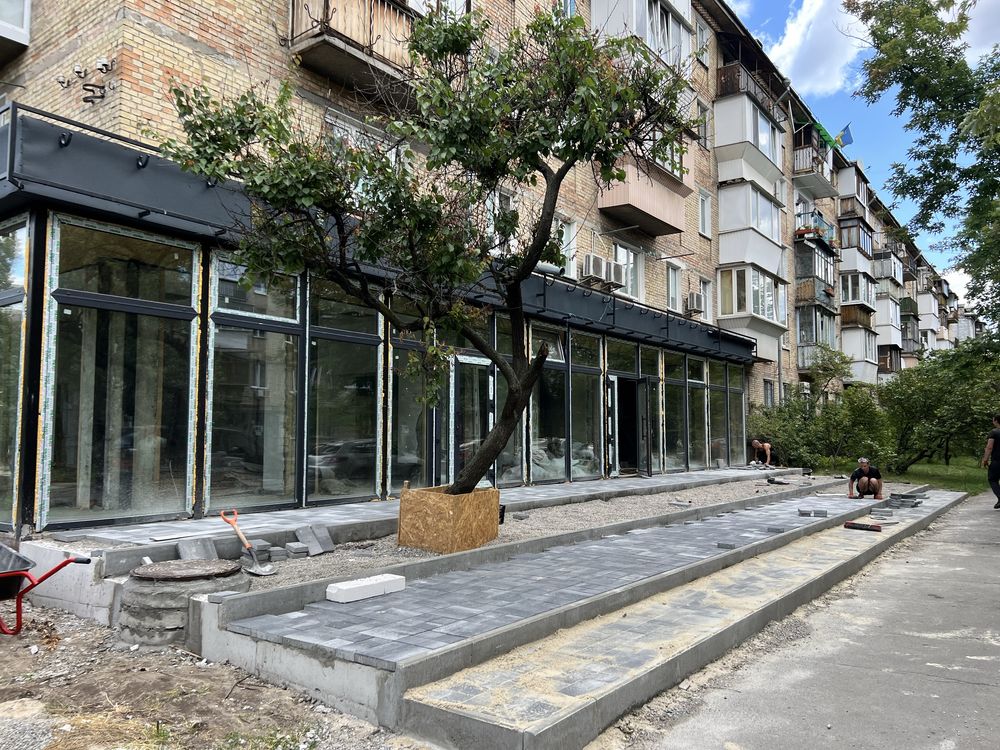 Оренда торгівельного приміщення, 240 м2, вул. Будівельників