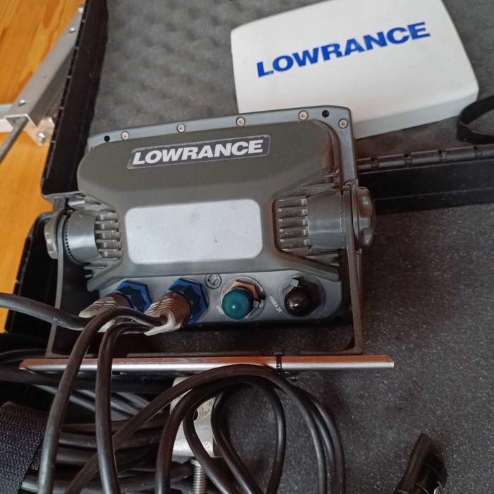 Ехолот Lowrance HDS 5